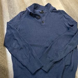 Banana Republic Men’s Blue Sweater - 4 button opening - size M